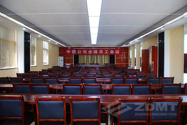 會議室.jpg 會議室.jpg